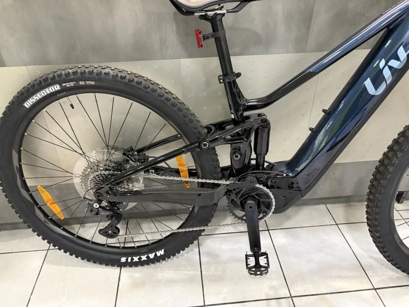 Giant Liv Embolden E+ 2 625Wh Cosmos navy 2024