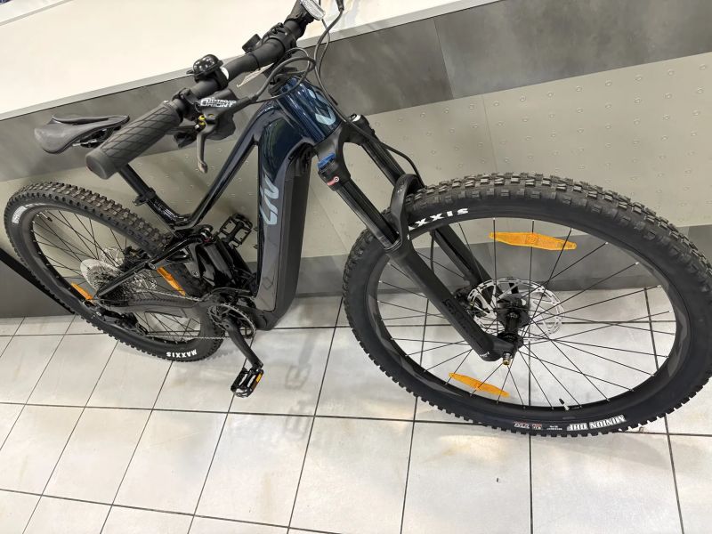 Giant Liv Embolden E+ 2 625Wh Cosmos navy 2024