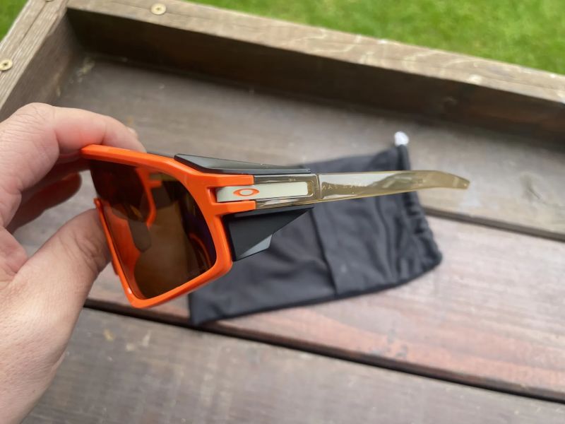 Oakley brýle Sutro/Sphaera/Pro M Frame a další