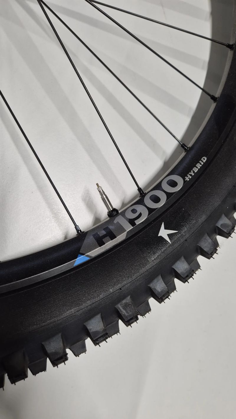 Zapletená kola DT Swiss H1900 Hybrid
