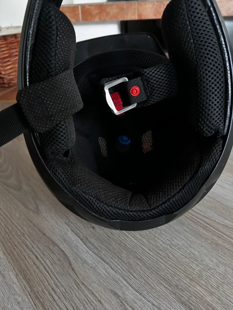 Integrální helma Leatt