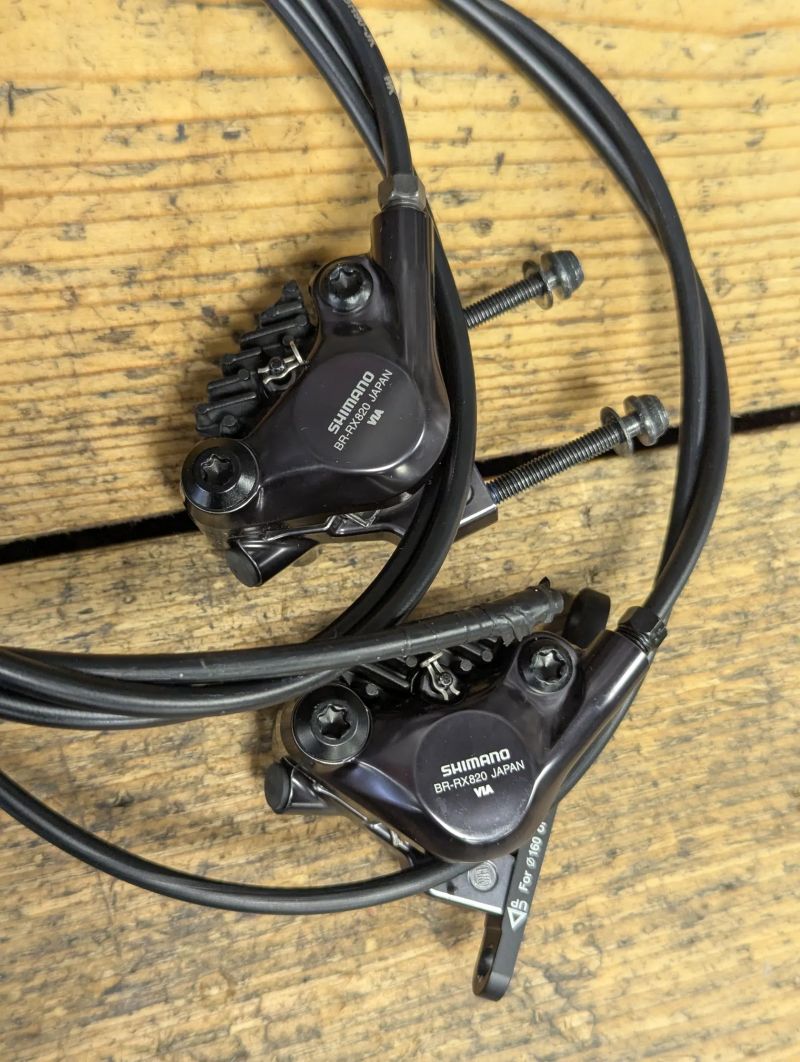 nová sada Shimano GRX Di2 RX825 2x12