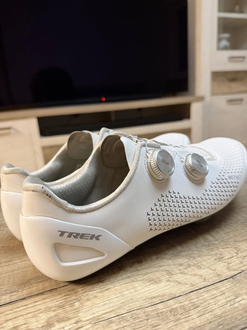 Silniční Tretry TREK RSL 