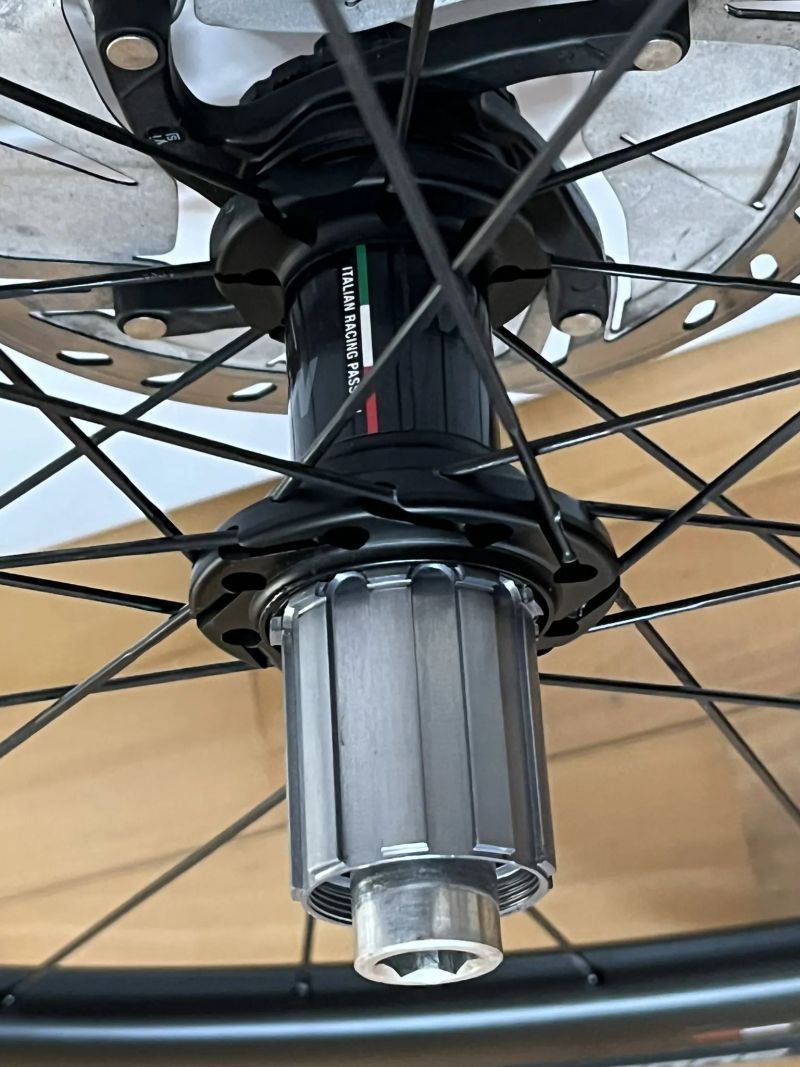 Microtech MR38 Disc Carbon