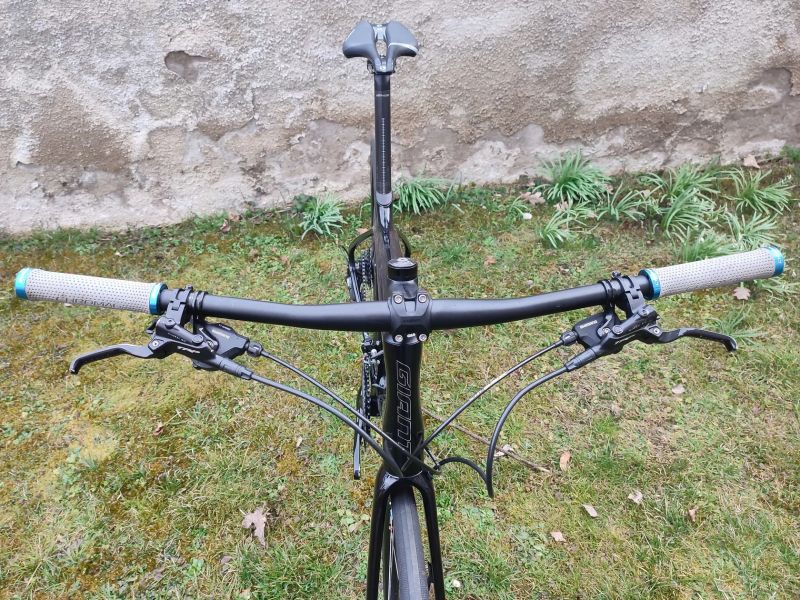 Giant FastRoad Advanced 1