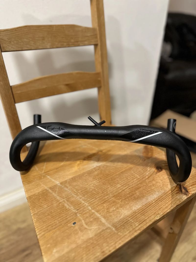 Řídítka Vision Trimax AERO ACR 400mm Alu