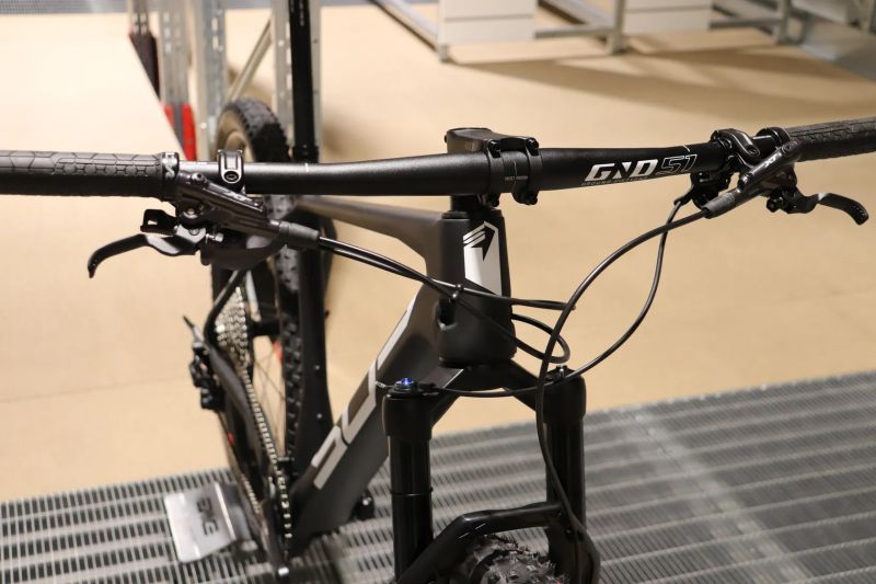 Superior XP CRB 19“ – Nové XC Carbon (10,4 kg)