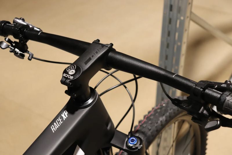 Superior XP CRB 19“ – Nové XC Carbon (10,4 kg)