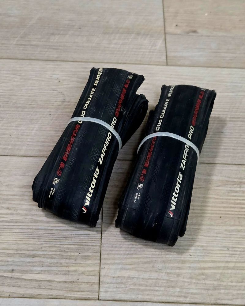 Pláště Vittoria ZAFFIRO PRO 700x25