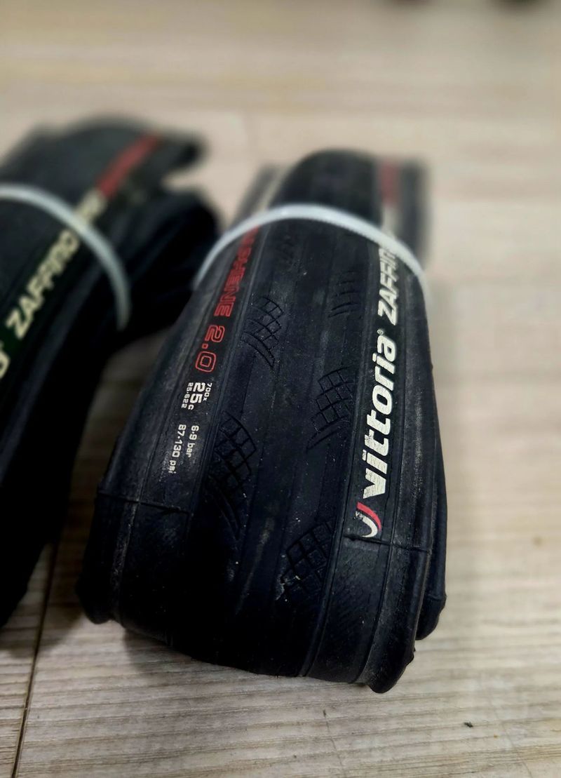 Pláště Vittoria ZAFFIRO PRO 700x25