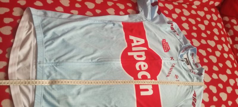 Dres Alpecin,vesta Quick Step