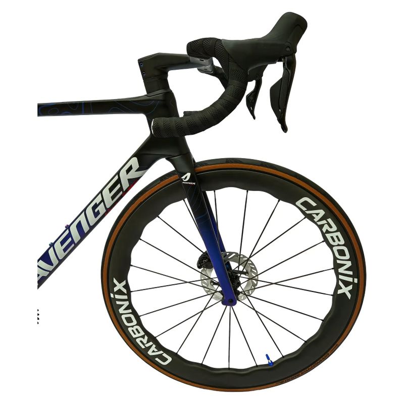 Nové silniční aero kolo Avenger Shuttle | Shimano 105 DI2 | karbonové špice | vel. M | 7,3 kg