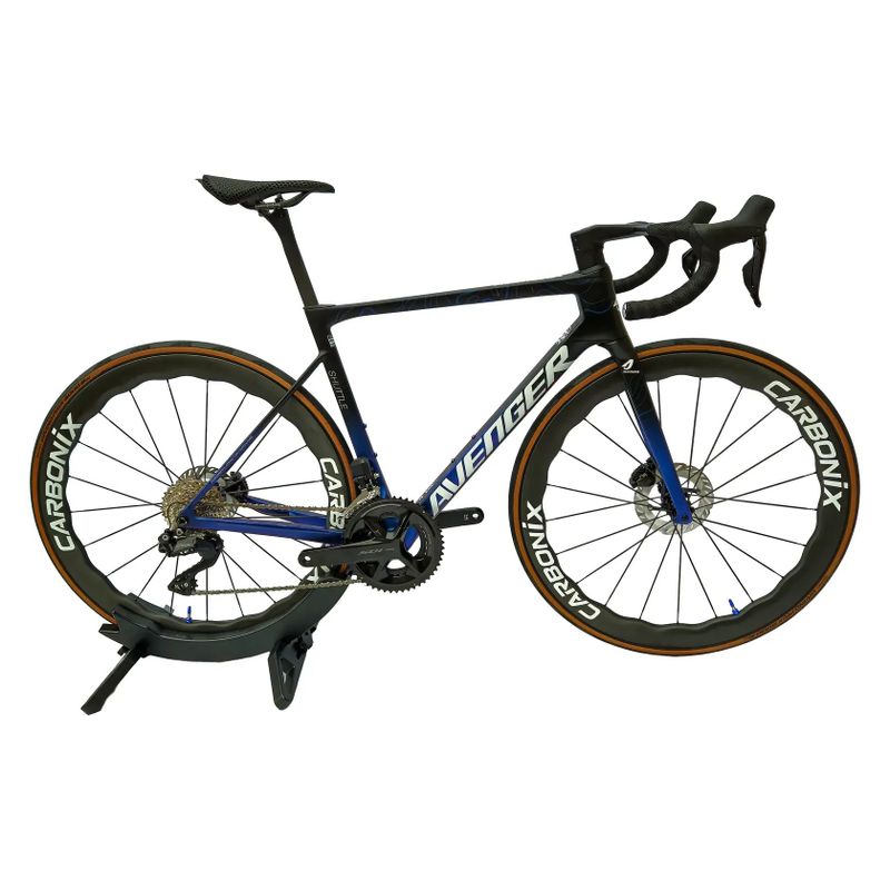 Nové silniční aero kolo Avenger Shuttle | Shimano 105 DI2 | karbonové špice | vel. M | 7,3 kg