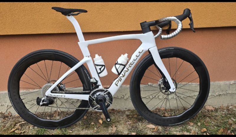 Pinarello dogma F 2026