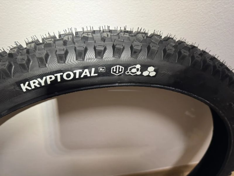 Conti Kryptotal pár (Rear+F) , Downhill Soft, Tubeless Ready, 2.4 