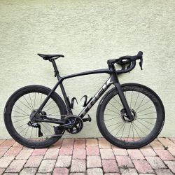 Trek Émonda SLR 9 Di2 Dura-Ace 2023