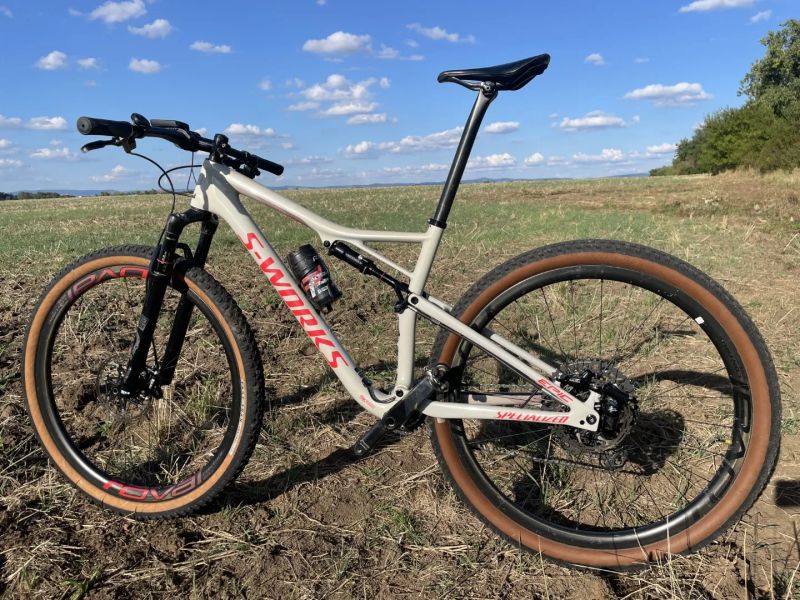 S-Works Epic - XX1 elektrika, váha 10kg, vše v karbonu v nejvyšší specifikaci