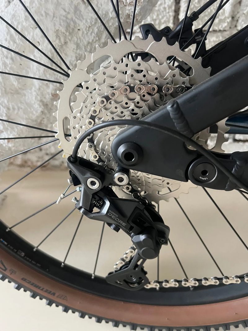 ⚡ Bulls Copperhead EVO AM 1 (750 Wh) – Špičkový stav