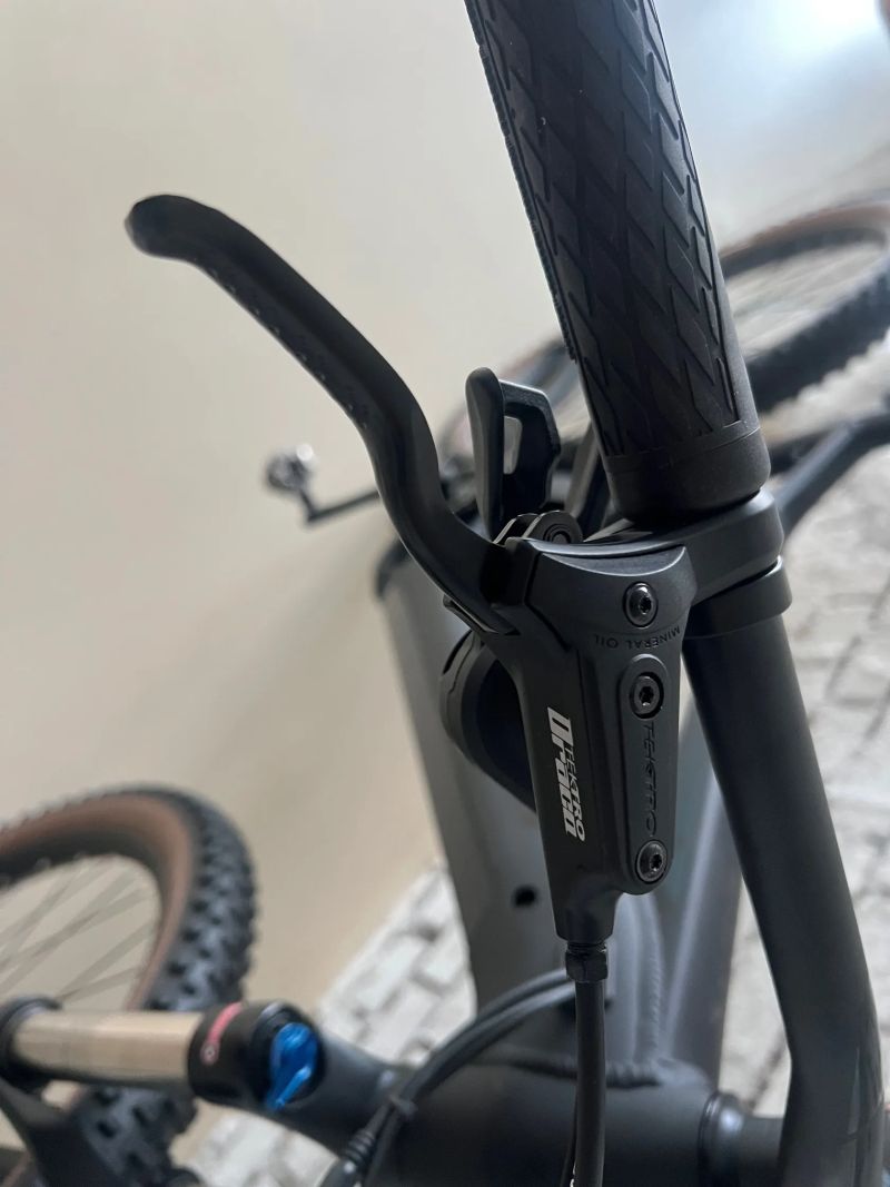 ⚡ Bulls Copperhead EVO AM 1 (750 Wh) – Špičkový stav