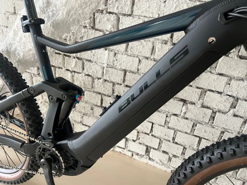 ⚡ Bulls Copperhead EVO AM 1 (750 Wh) – Špičkový stav