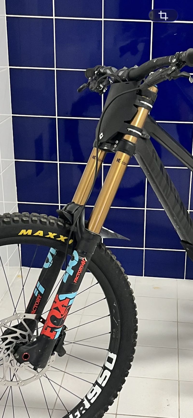 Vidlice fox 40 kashima grip2