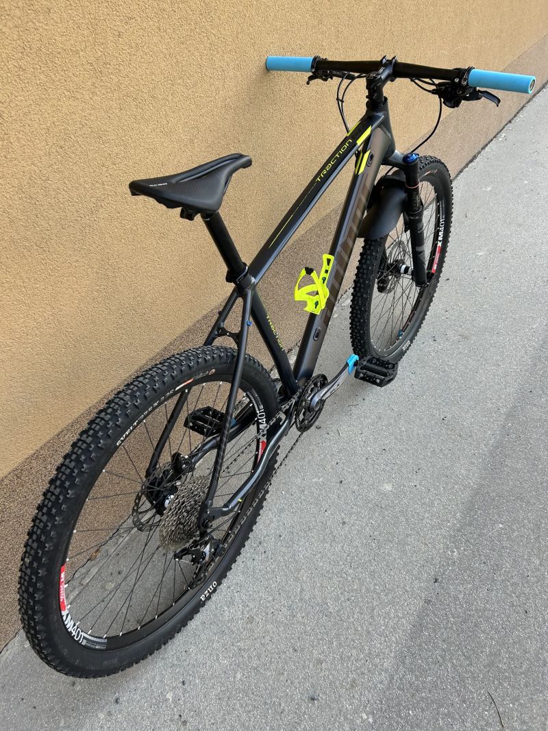 Author Traction 275 L/19" 1x11s