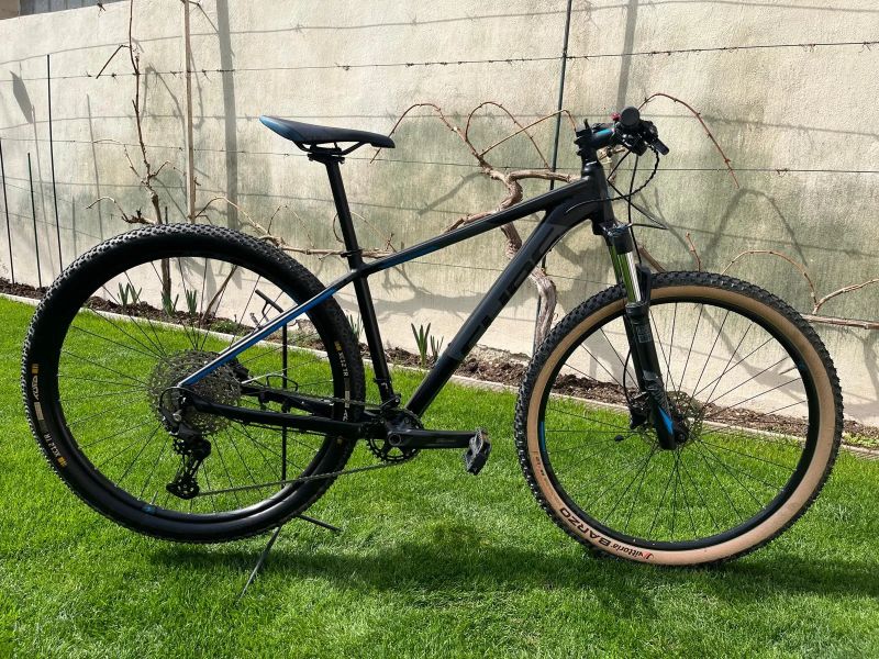 CUBE ATTENTION 29 black/blue17