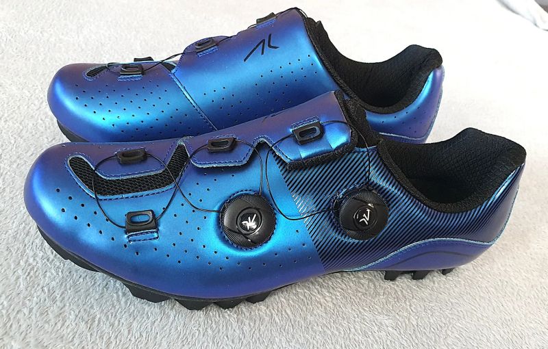 Nové tretry MTB vel. 46