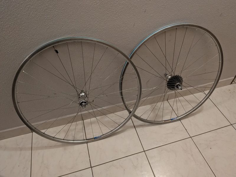 Silniční kolo Kovařík 