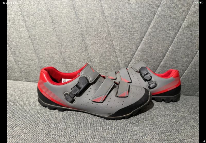 Tretry na kolo Shimano