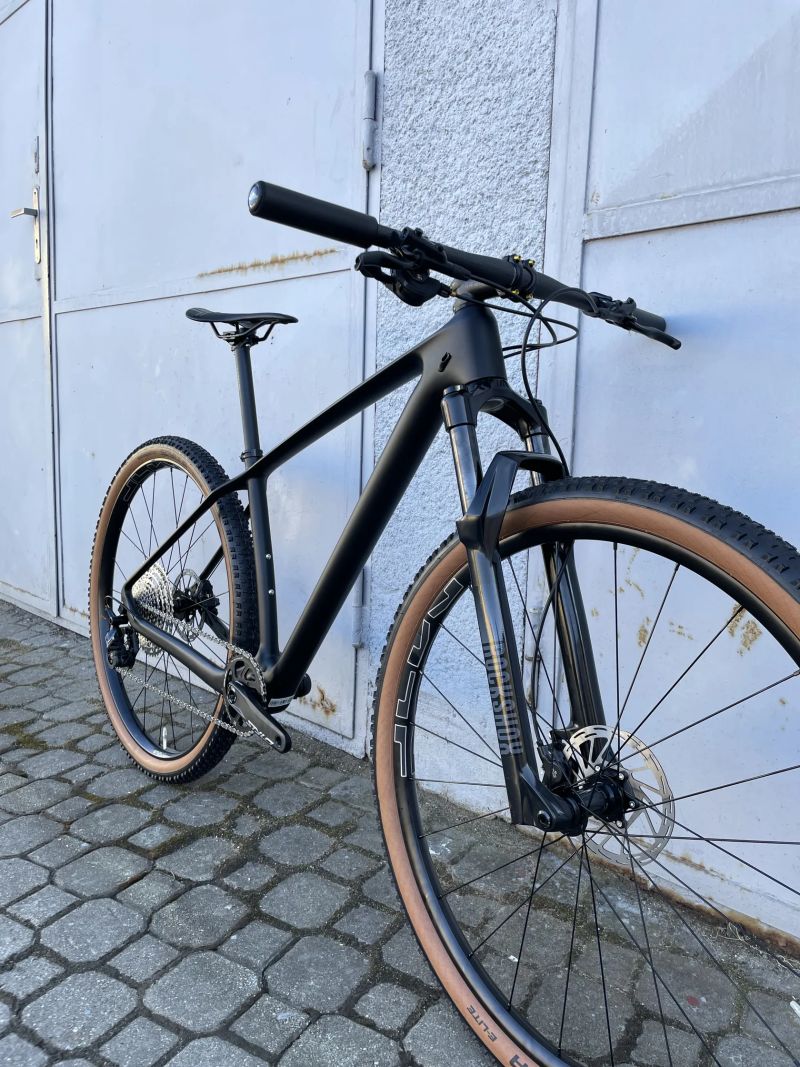 Horské kolo Carbon 29”