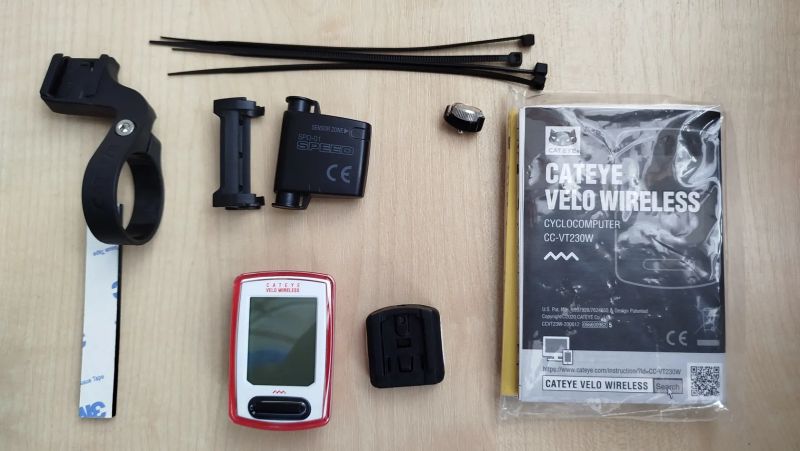 Computer Cateye Velo Wireless Vt230W + předsazený držák na řídítka