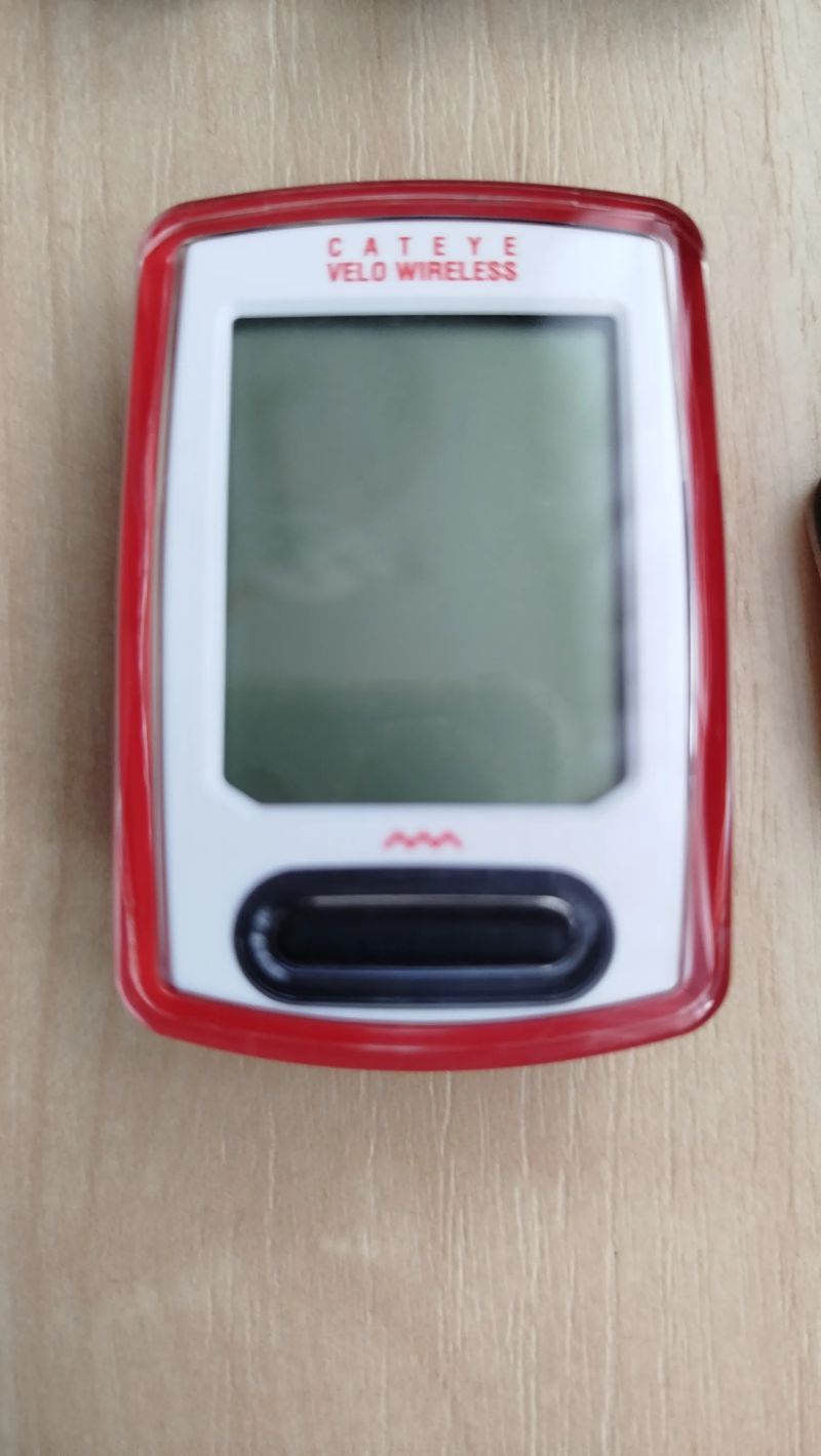 Computer Cateye Velo Wireless Vt230W + předsazený držák na řídítka