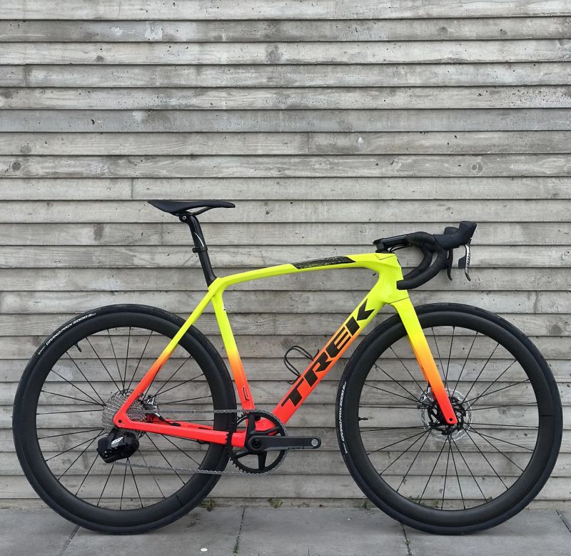 Trek Émonda SLR 9 (2024) | SRAM RED