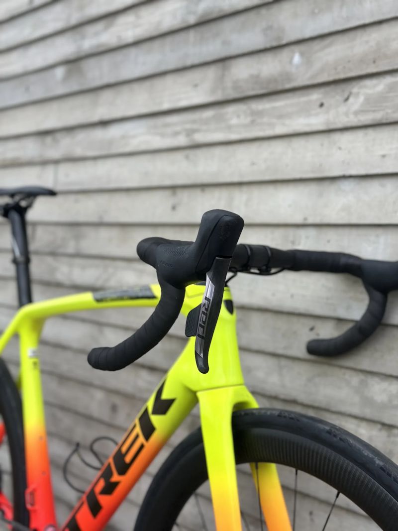 Trek Émonda SLR 9 (2024) | SRAM RED