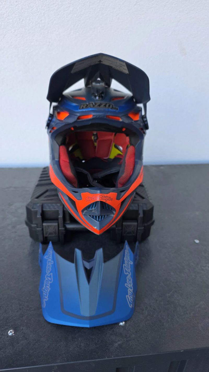 Troy Lee Designs d4 composite M 