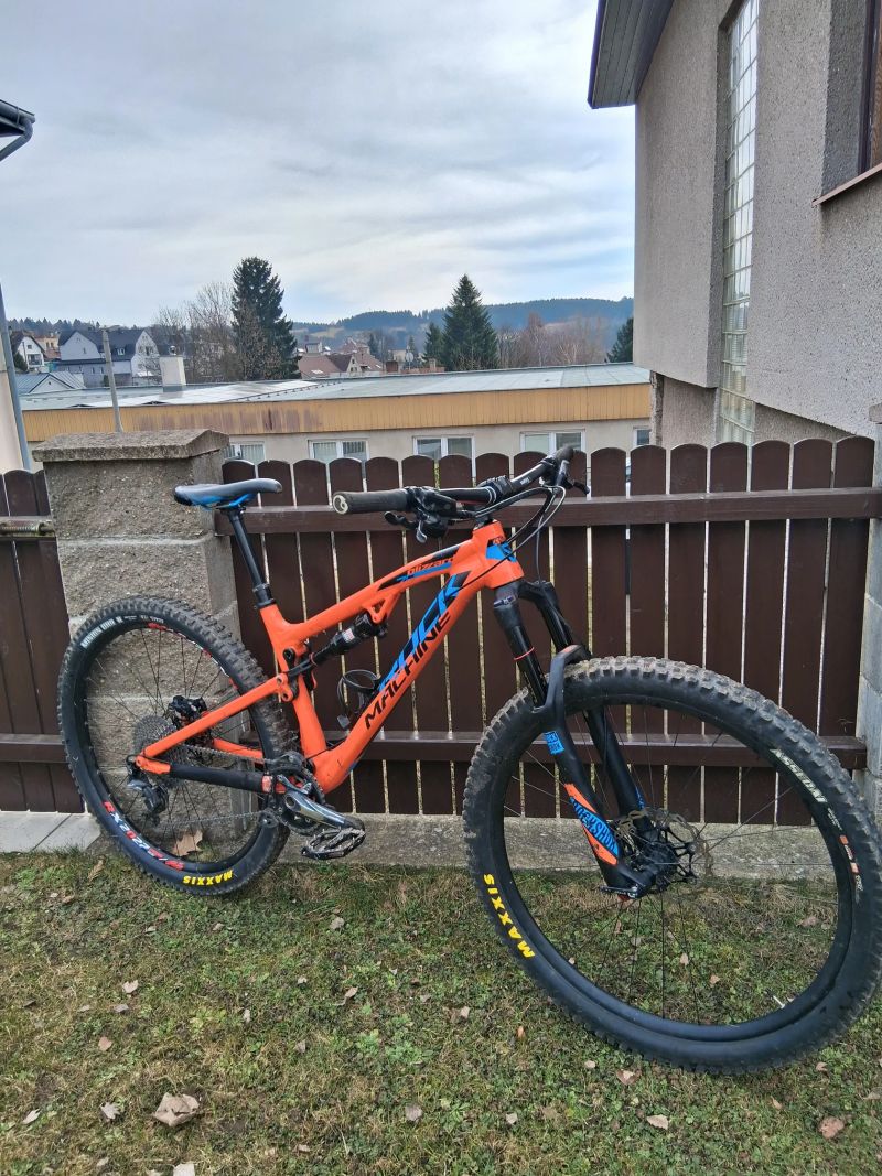 Rock Machine Blizzard