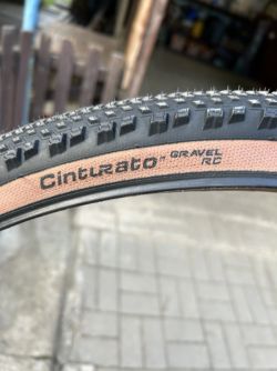 Gravel pláště Pirelli