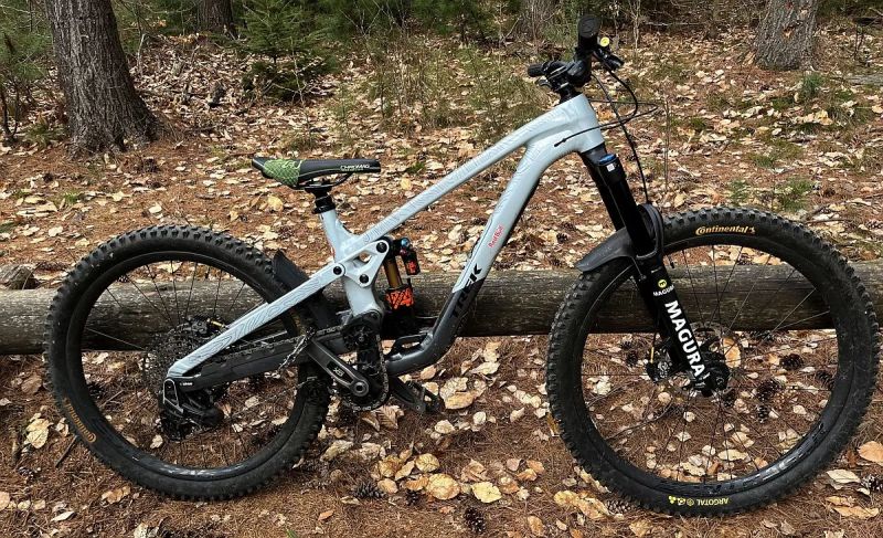 Prodám nebo vyměním Trek Slash gen 6 vel.M/L