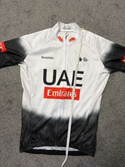Cyklistický dres UAE Emirates Bonavelo, velikost M (L)