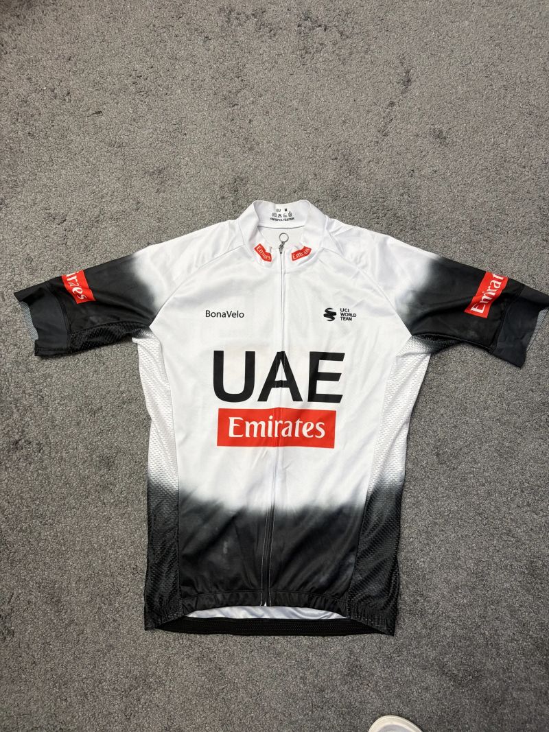 Cyklistický dres UAE Emirates Bonavelo, velikost M (L)
