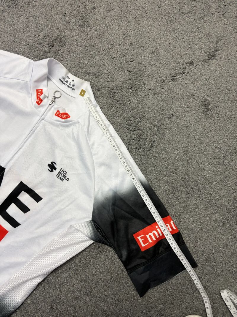 Cyklistický dres UAE Emirates Bonavelo, velikost M (L)