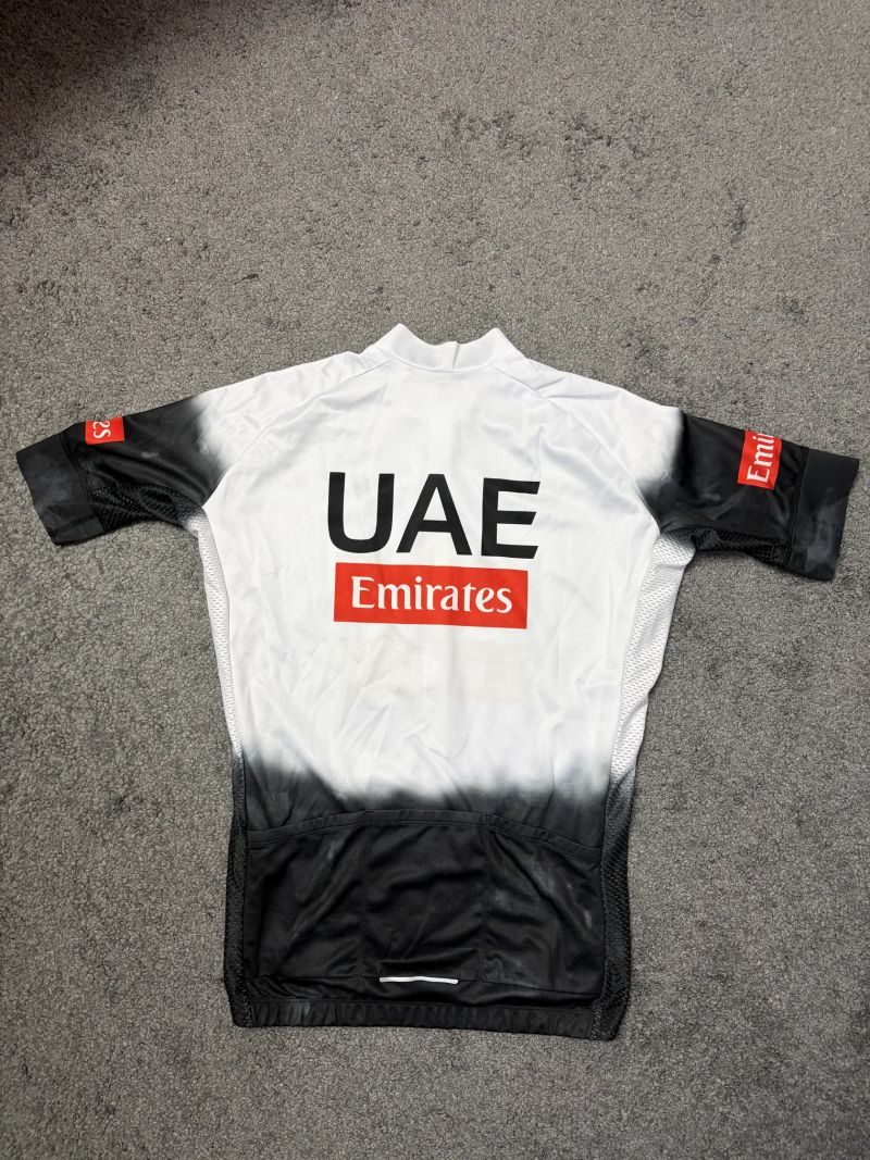 Cyklistický dres UAE Emirates Bonavelo, velikost M (L)
