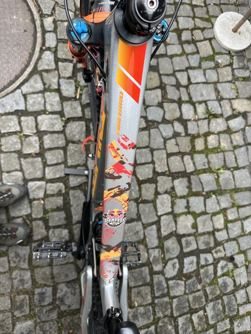 Pivot Firebird - rámový set!