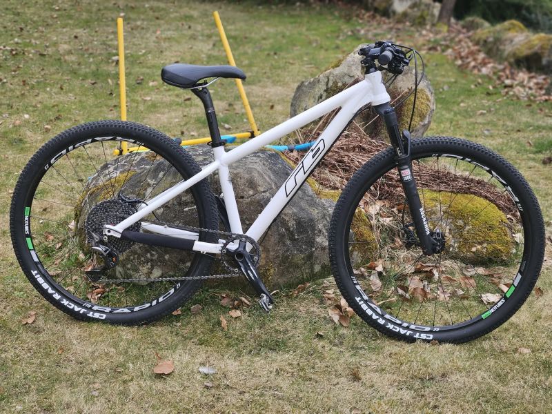 Lehké dětské kolo 27,5 Shimano XTR
