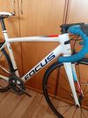 Karbonové silniční kolo Focus Izalco Race 9.7 2020