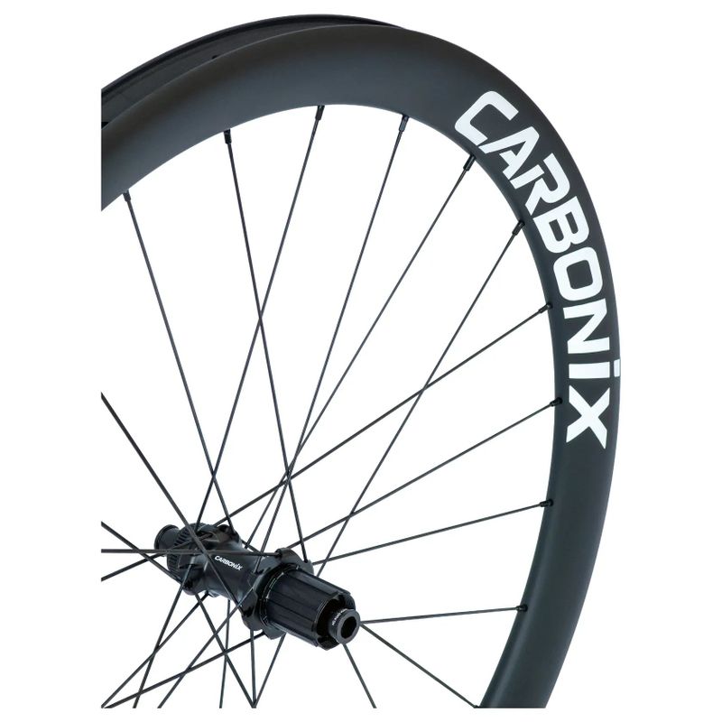 Karbonová silniční aero kola – Carbonix GLIDE 45 | 23 mm vnitřní šířka | dráty Sapim | 1395 g