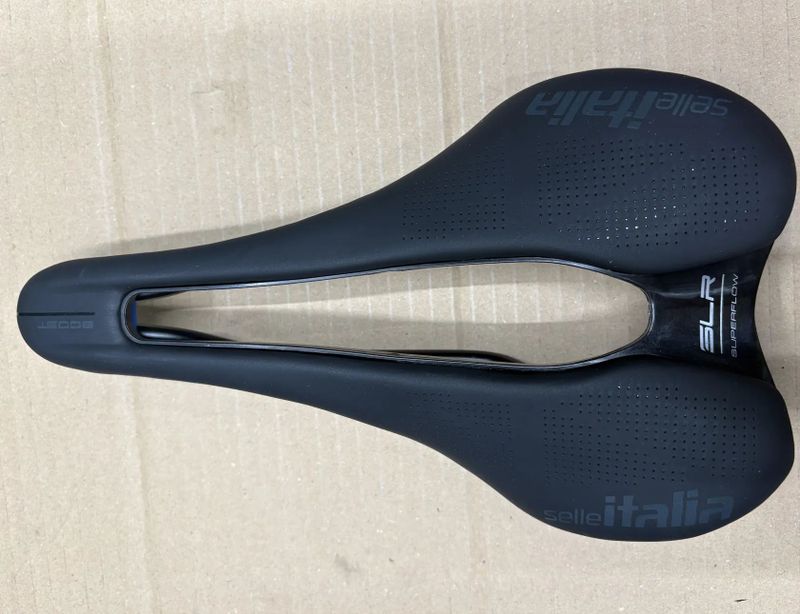 sedlo - Selle Italia SLR Boost Superflow L3 - černé 185g