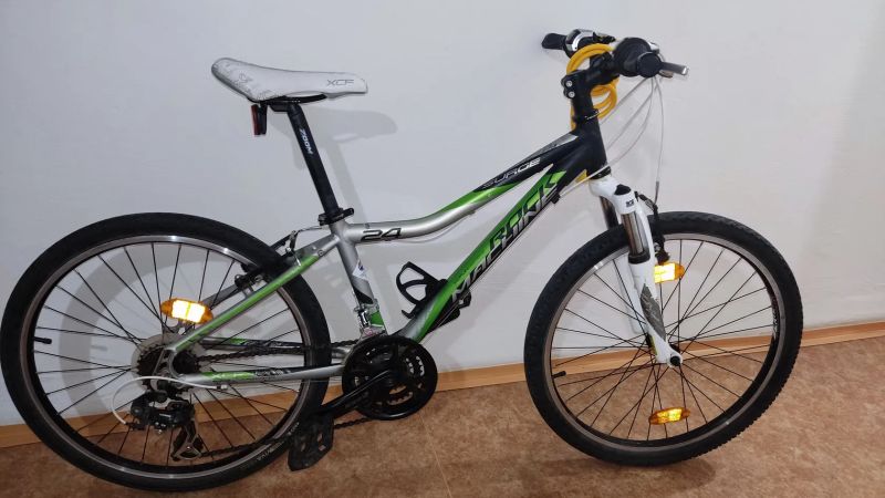 Rock Machine Surge 24