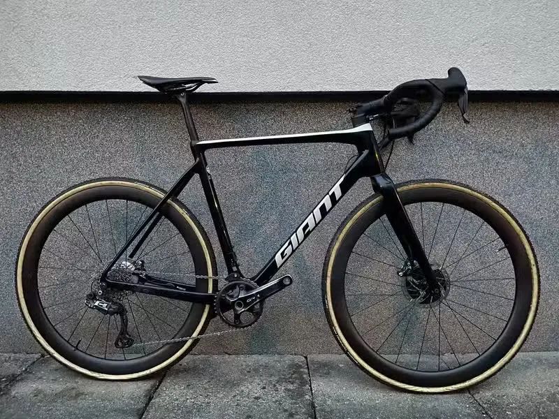 Giant TCX Advanced Pro 2